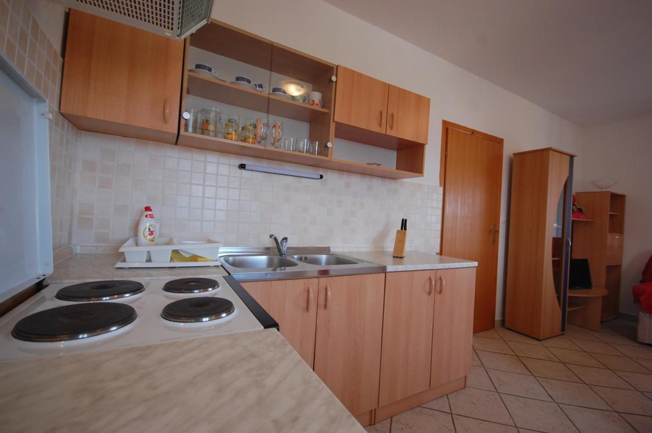 Apartments Novak By El-Pi Tours มาลินสกา ภายนอก รูปภาพ