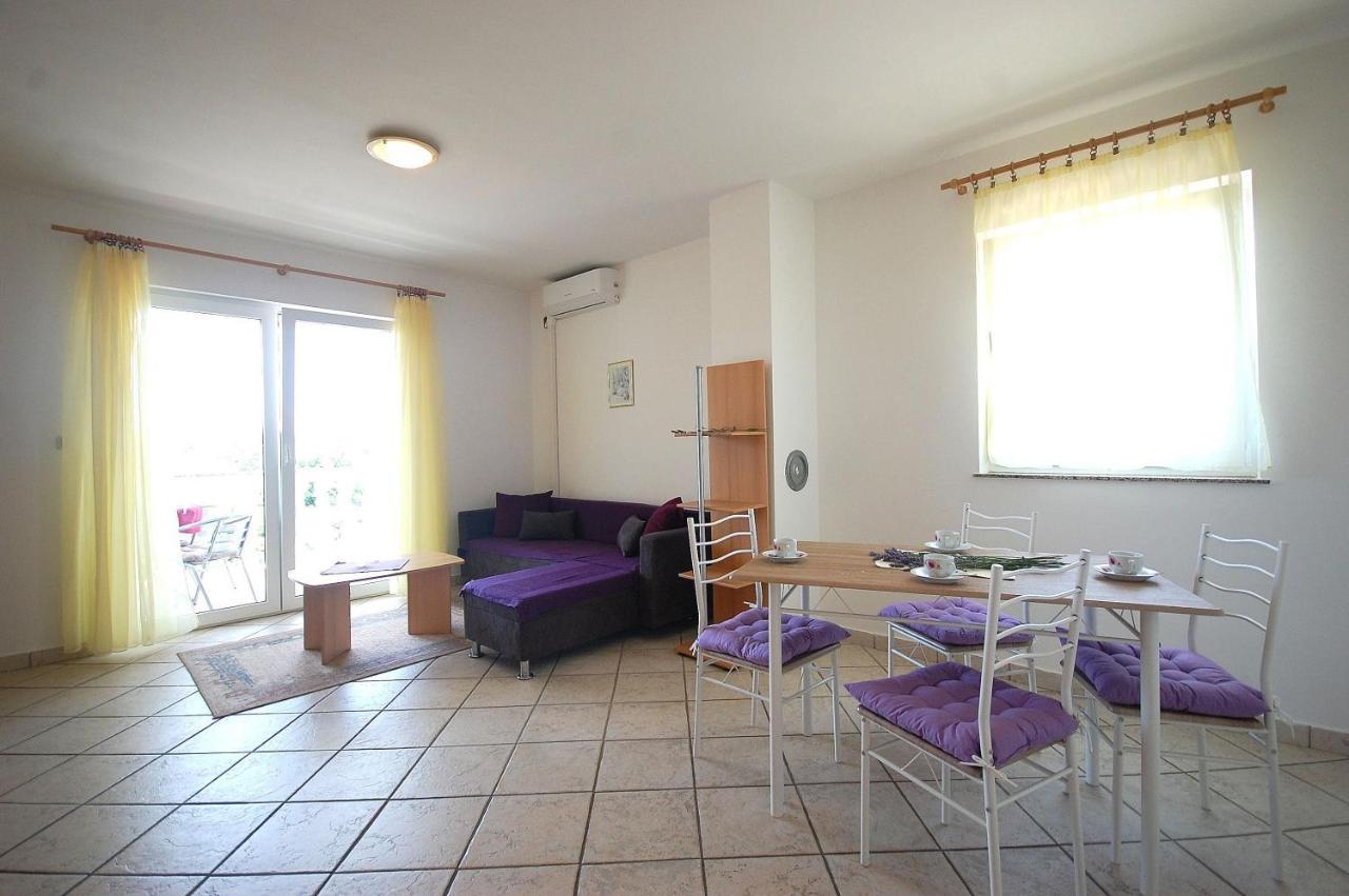 Apartments Novak By El-Pi Tours มาลินสกา ภายนอก รูปภาพ