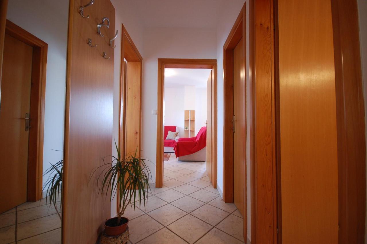Apartments Novak By El-Pi Tours มาลินสกา ภายนอก รูปภาพ